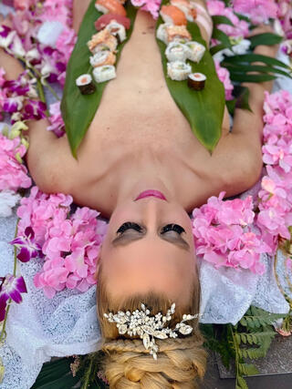 Nude Sushi Girl Nude Sushi Girl